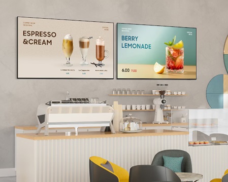 Digitale Werbeanlage für das Angebot in einem Café